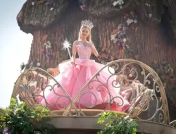 Ariana Grande Buka Suara persoalan Rumor Kesenjangan Gaji dalam Film Wicked